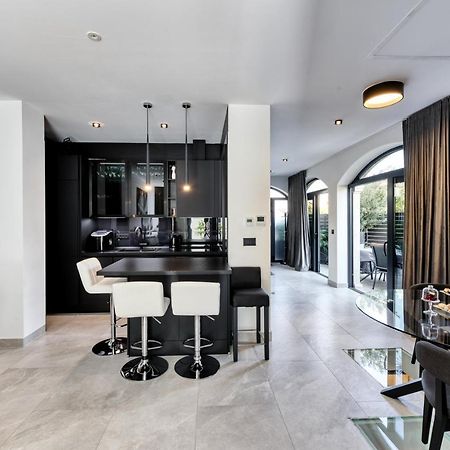 Apartment One B With Heated Private Pool ดูบรอฟนิก ภายนอก รูปภาพ