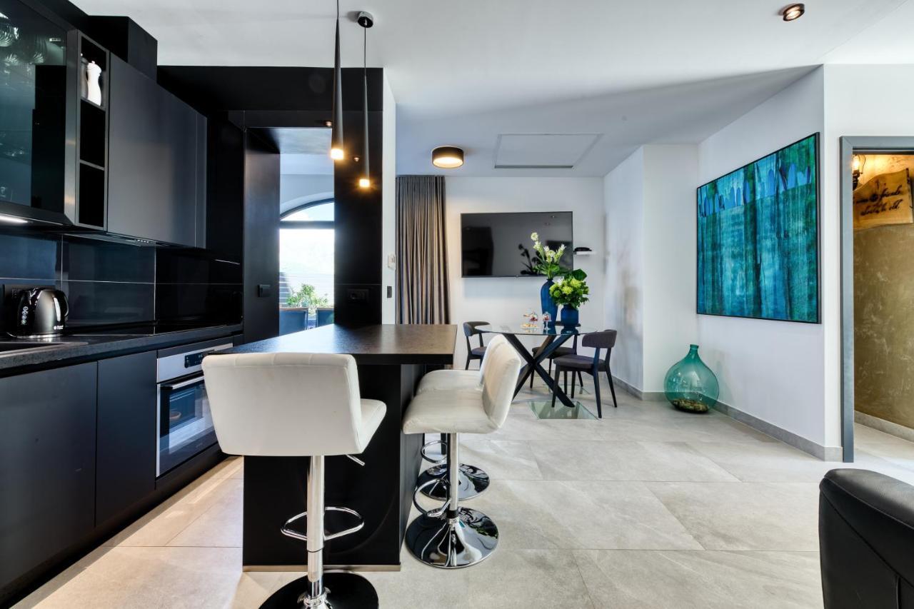Apartment One B With Heated Private Pool ดูบรอฟนิก ภายนอก รูปภาพ
