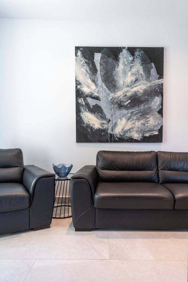 Apartment One B With Heated Private Pool ดูบรอฟนิก ภายนอก รูปภาพ