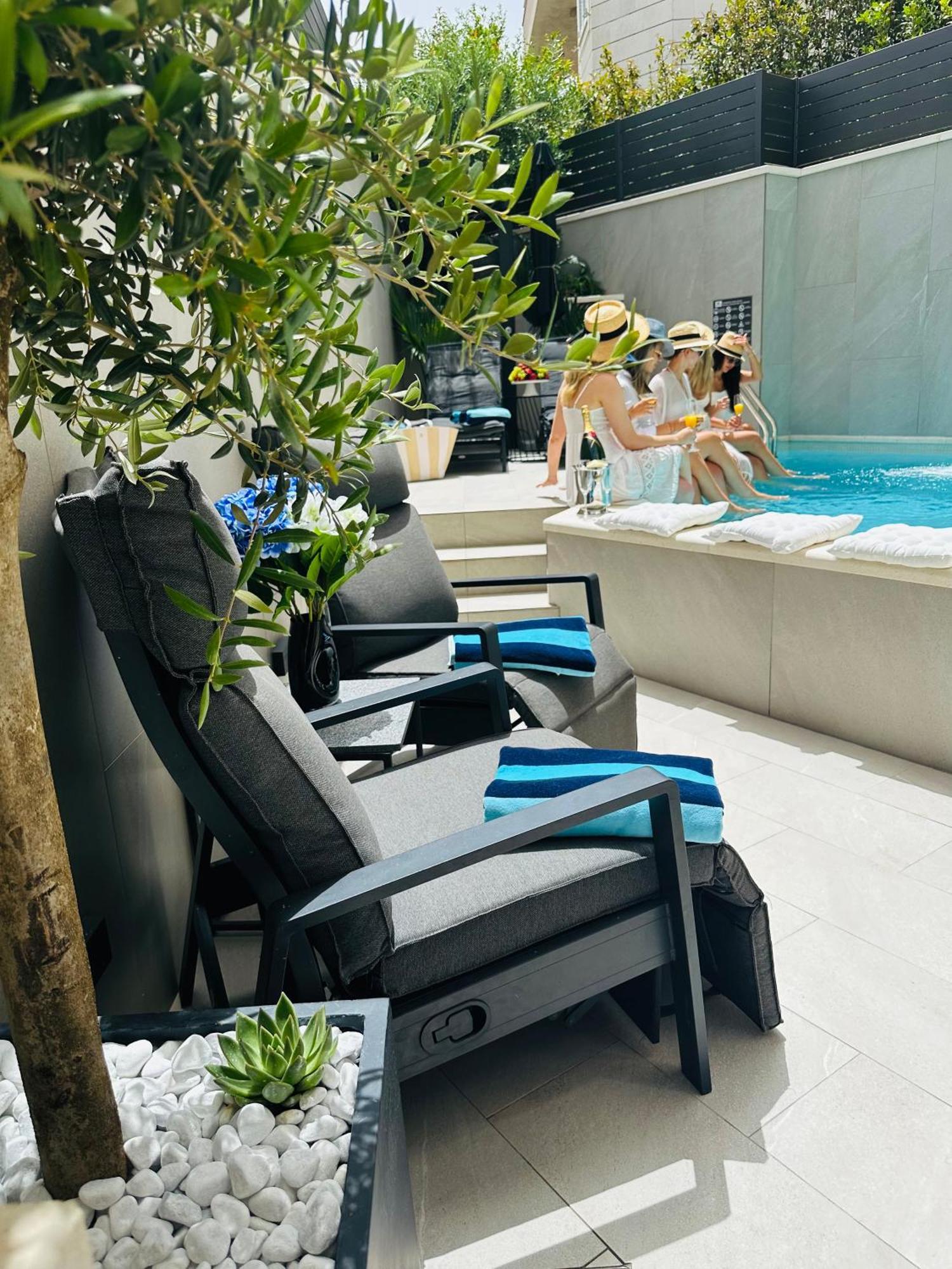 Apartment One B With Heated Private Pool ดูบรอฟนิก ภายนอก รูปภาพ